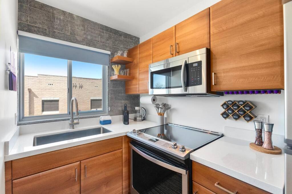 Efficient Design Concept - Walk Roosevelt Row. Apartment Phoenix Bagian luar foto